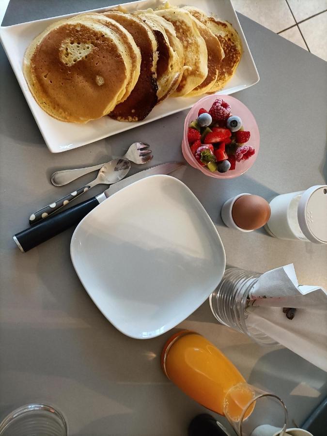 Mortagne-sur-Sevre Les Bichettes B&B 외부 사진